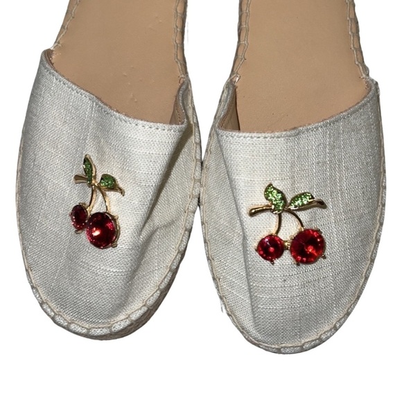 JUSTFAB • Cherry Jewel Flats - Picture 6 of 6